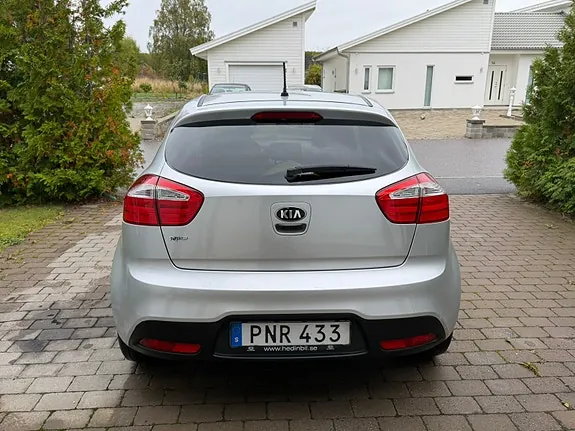 Kia Rio 2014 photo 5