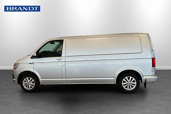 Volkswagen Transporter 2018 photo 3