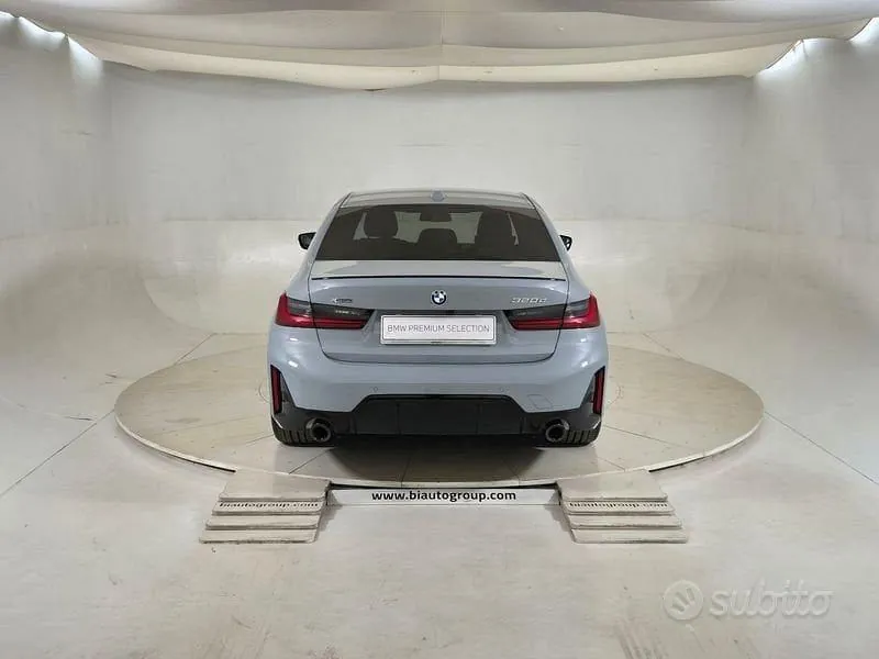 BMW 3 Series 2025 photo 4