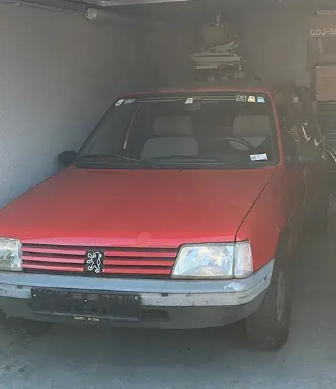 Peugeot 205 1989 photo 2