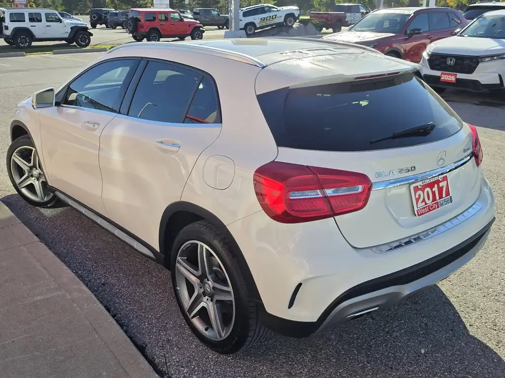 Mercedes-Benz Gla 2017 photo 4