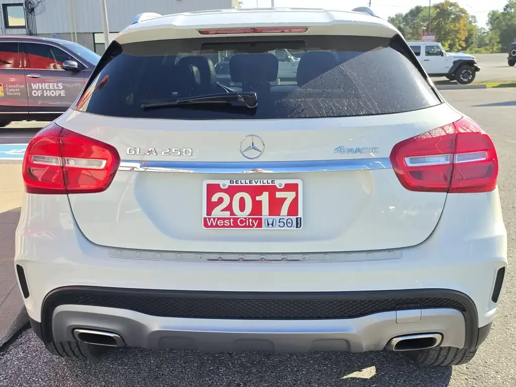 Mercedes-Benz Gla 2017 photo 3