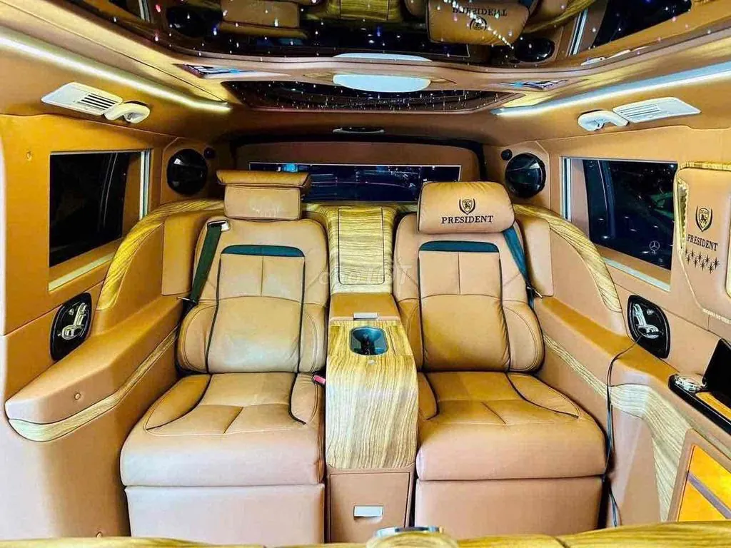 Mercedes-Benz V-Class 2020 photo 4