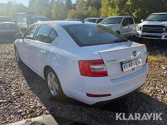Skoda Octavia 2016 photo 2