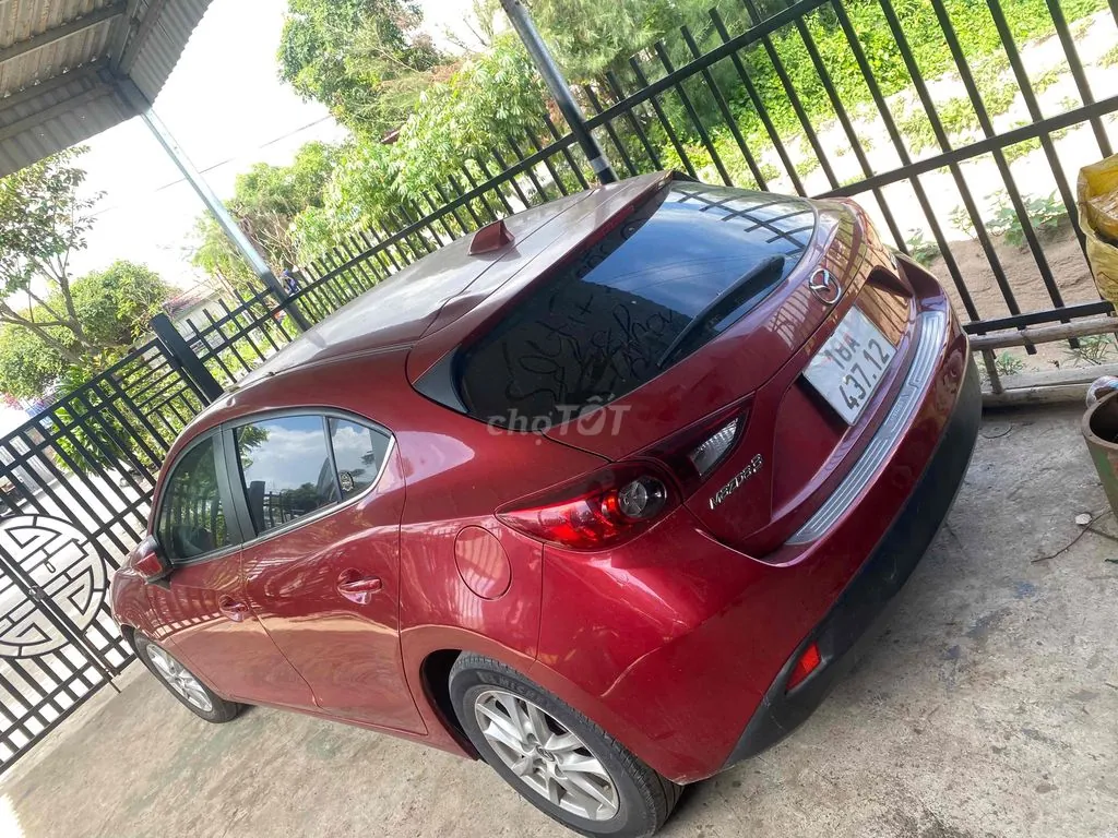 Mazda 3 2016 photo 3