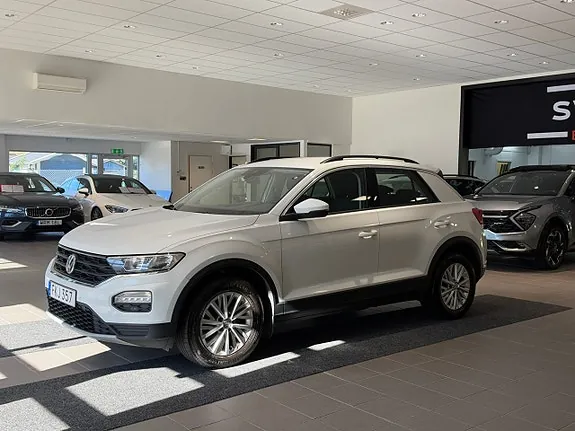 Volkswagen T-Roc 2018 photo 2