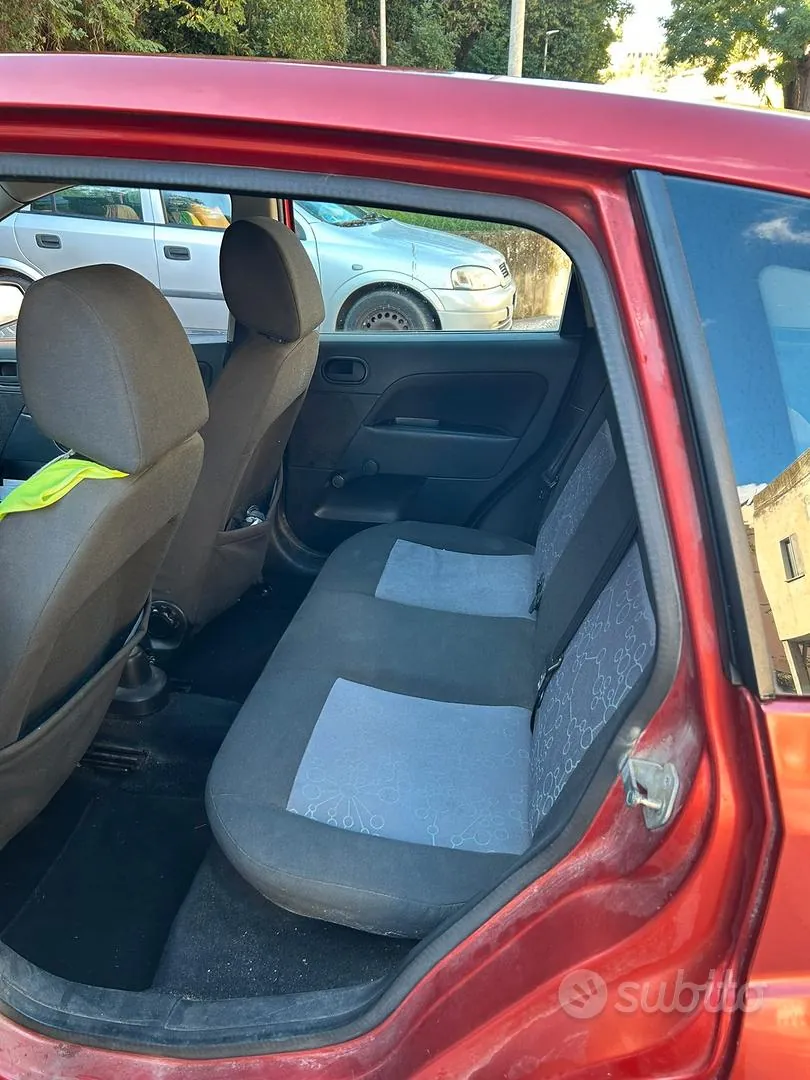 Ford Fiesta 2008 photo 5