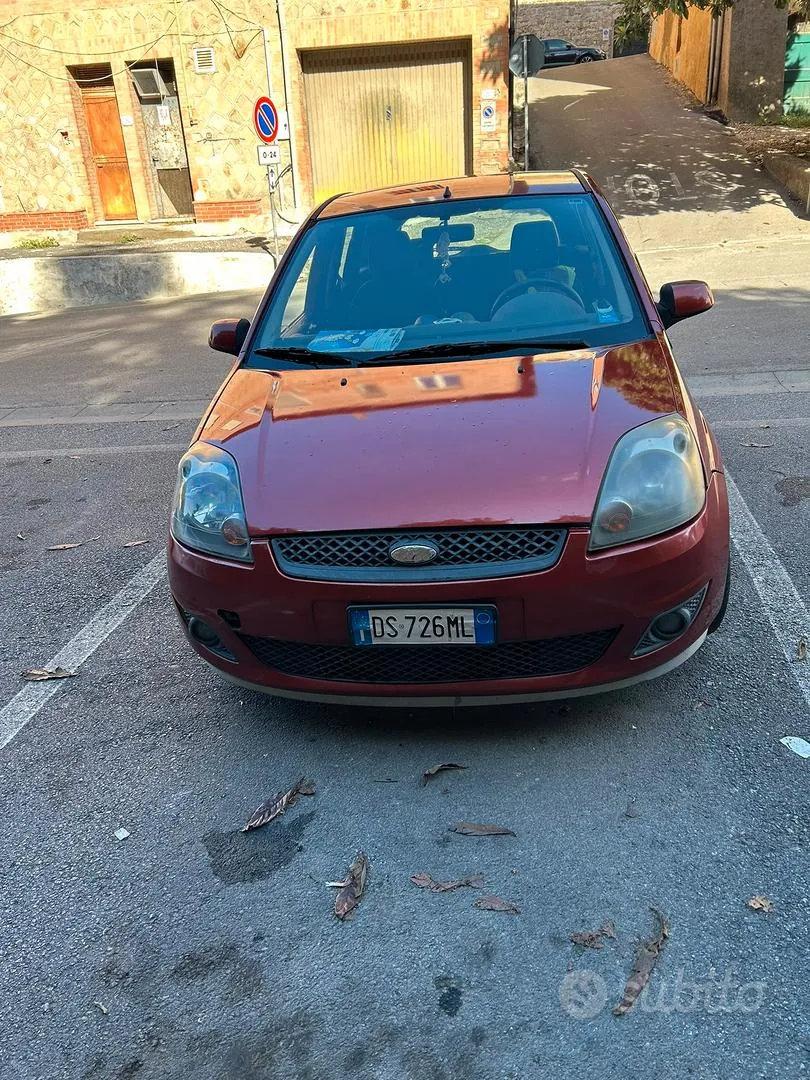 Ford Fiesta 2008 photo 2