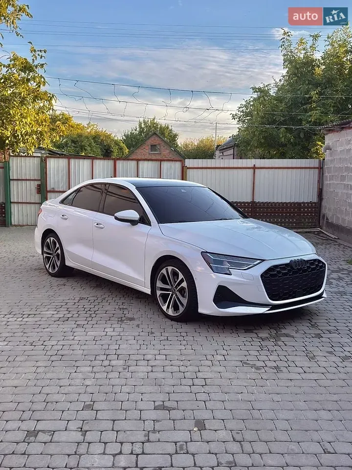Audi A3 2025 photo 2