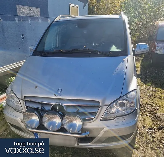 Mercedes-Benz Viano 2012 photo 3