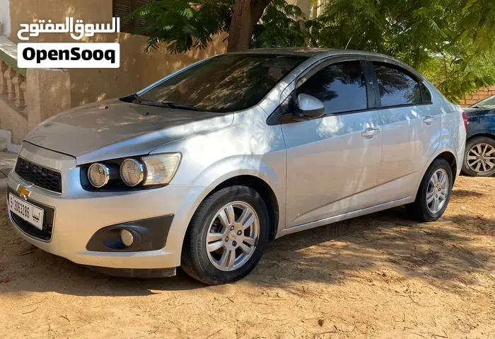 Chevrolet Aveo 2013 photo 4