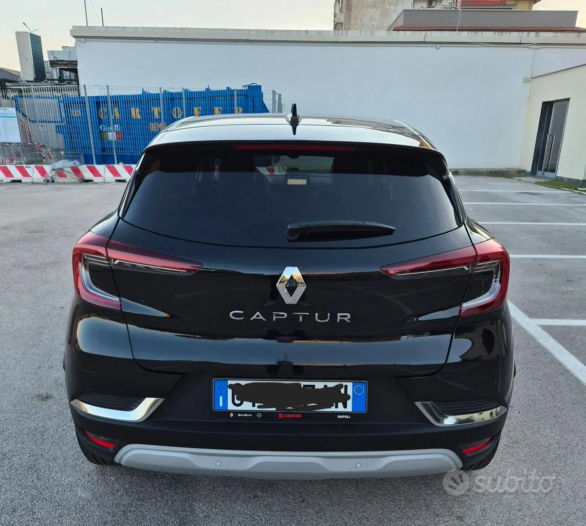 Renault Captur 2024 photo 4