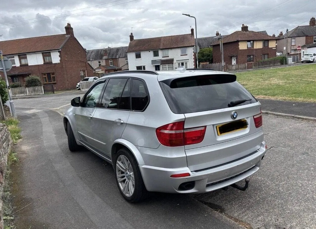 BMW X5 2010 photo 4