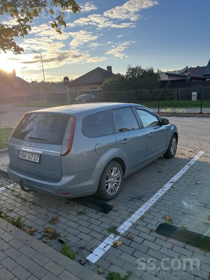 Ford Focus 2008 photo 4