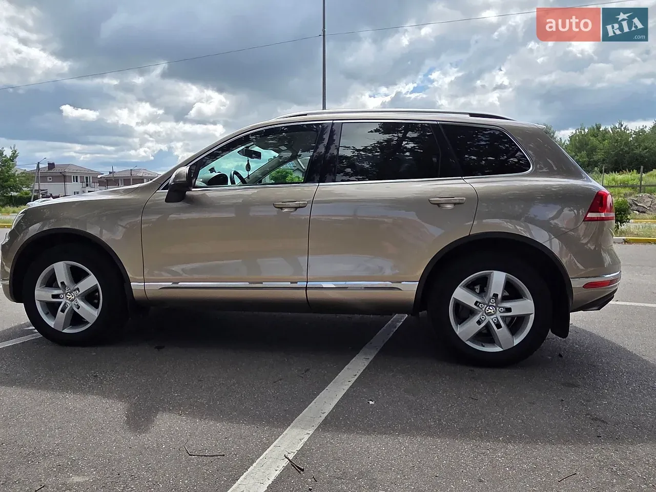 Volkswagen Touareg 2014 photo 2