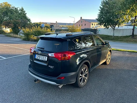 Toyota Rav4 2015 photo 5