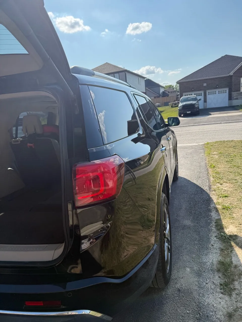 GMC Acadia 2018 photo 2