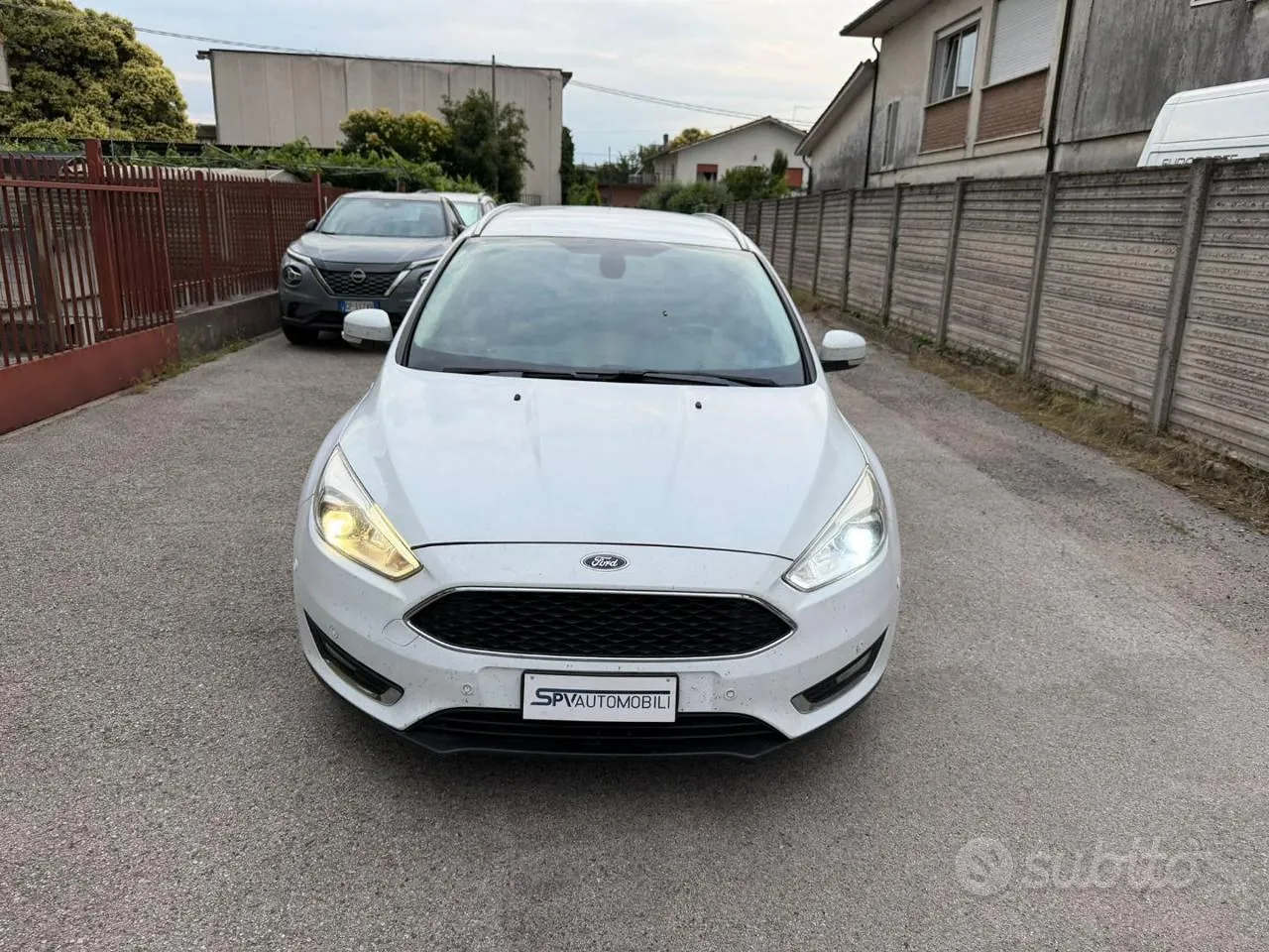Ford Focus 2017 photo 2