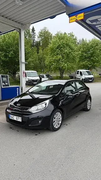 Kia Rio 2013 photo 2