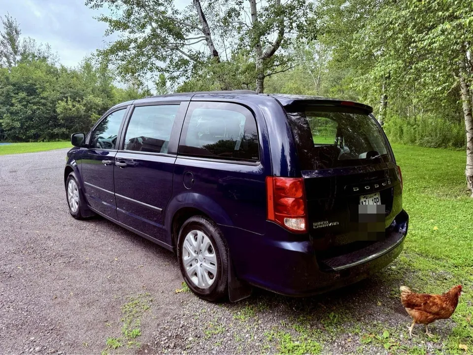 Dodge Grand Caravan 2017 photo 3