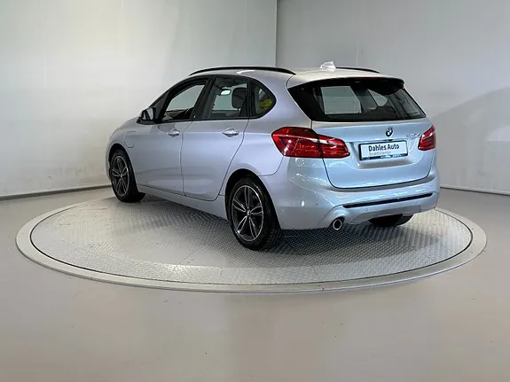 BMW 225Xe 2021 photo 4