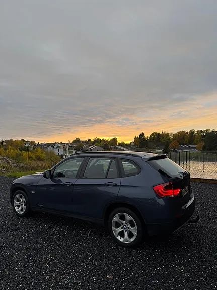 BMW X1 2011 photo 2