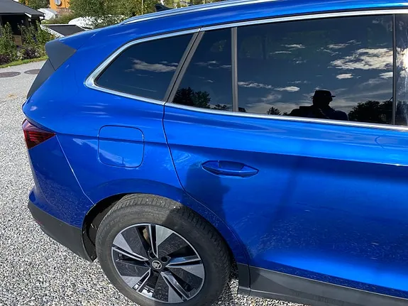 Skoda Enyaq 2023 photo 3