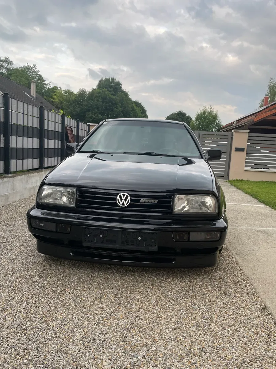 Volkswagen Golf 1996 photo 3