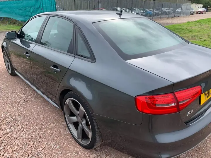 Audi A4 2013 photo 5
