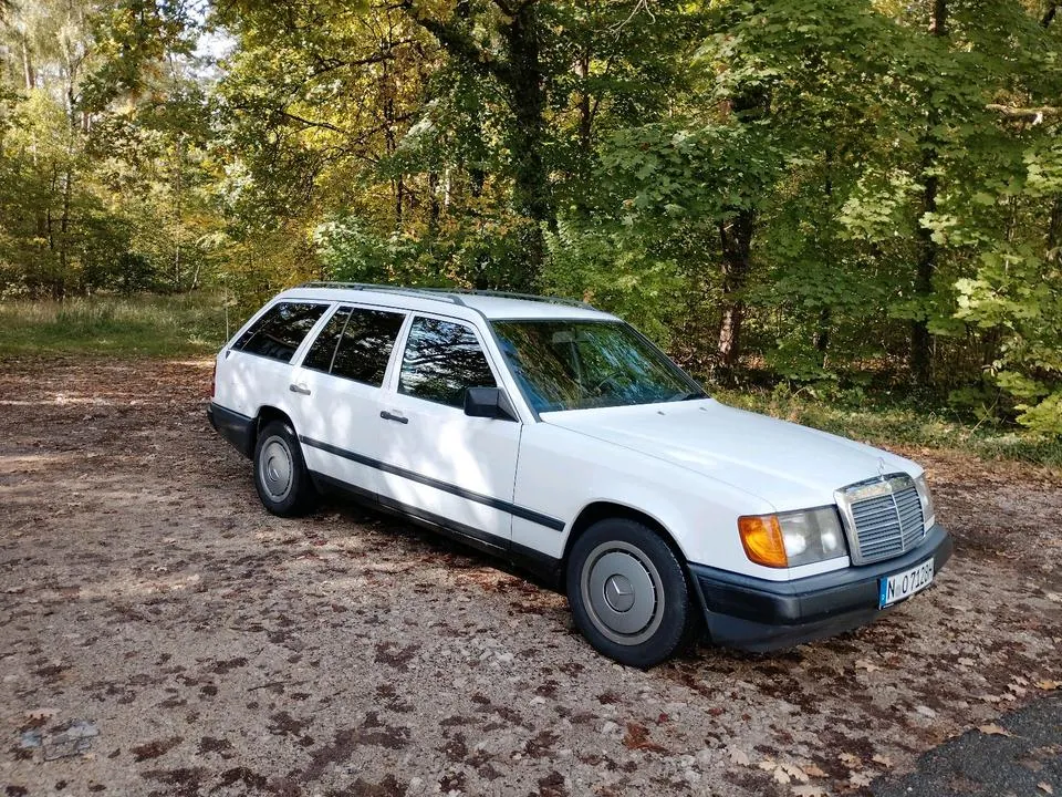 Mercedes-Benz W124