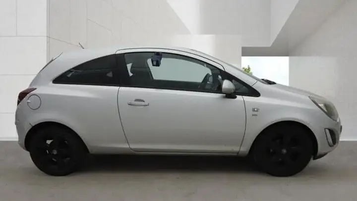 Vauxhall Corsa 2012 photo 5