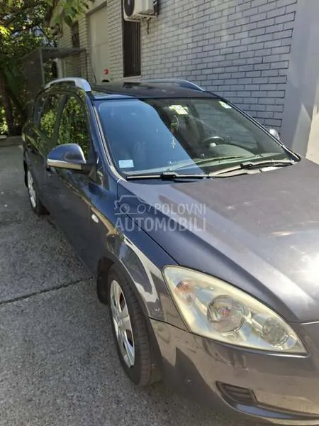Kia Ceed Sw 2008 photo 3