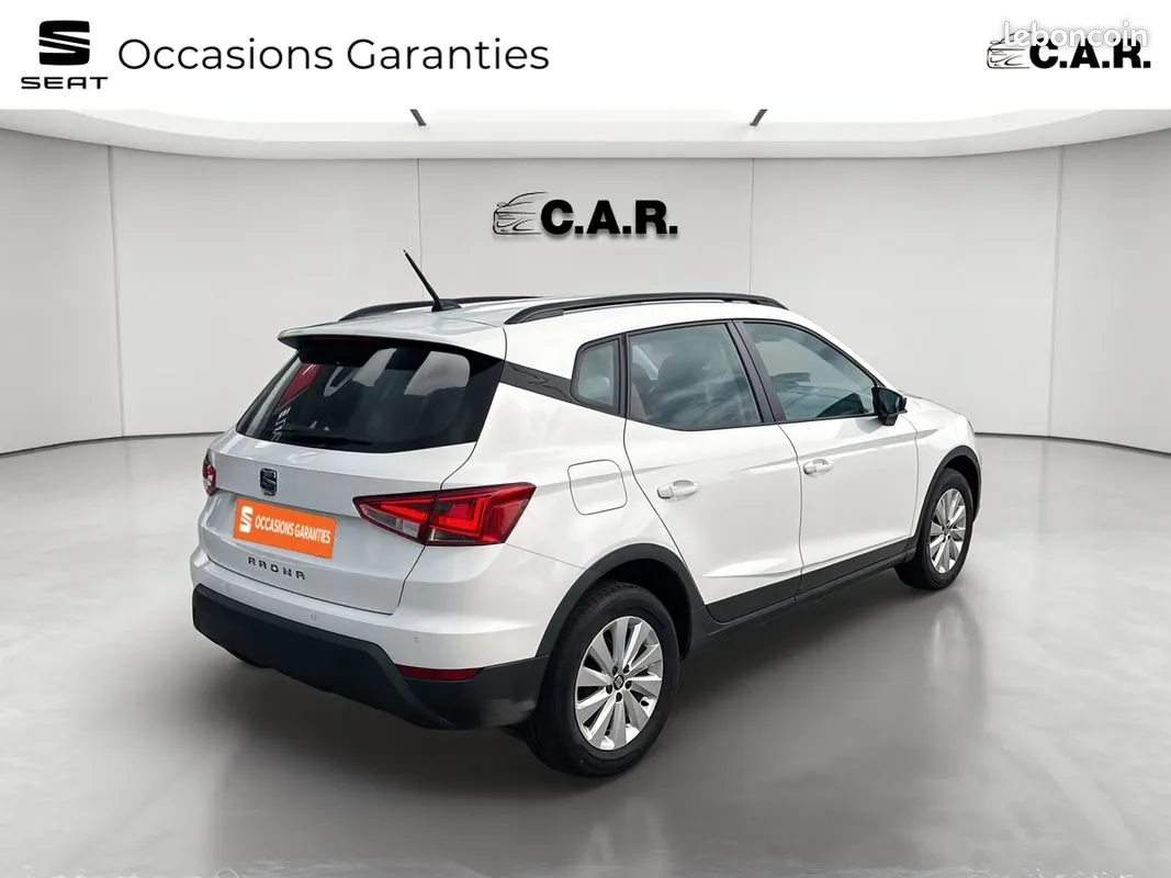 Seat Arona 2017 photo 5