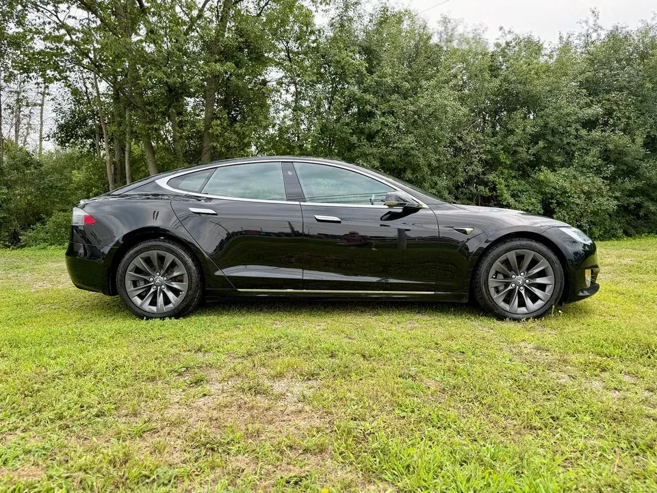 Tesla Model S 2018 photo 3
