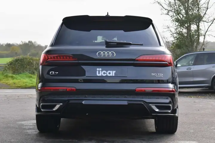 Audi Q7 2023 photo 5