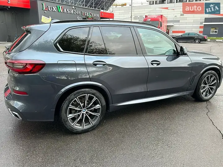 BMW X5 2021 photo 3