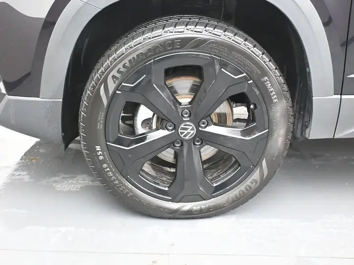 Volkswagen Taos 2025 photo 4