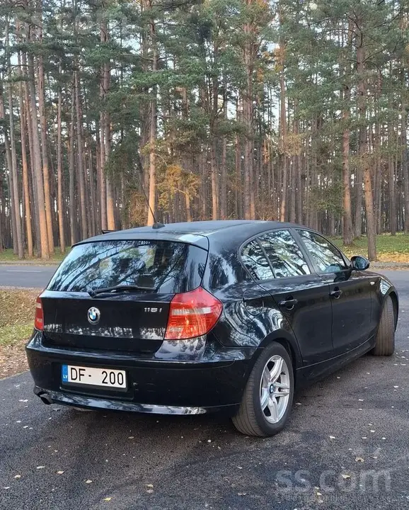 BMW 116I 2007 photo 2