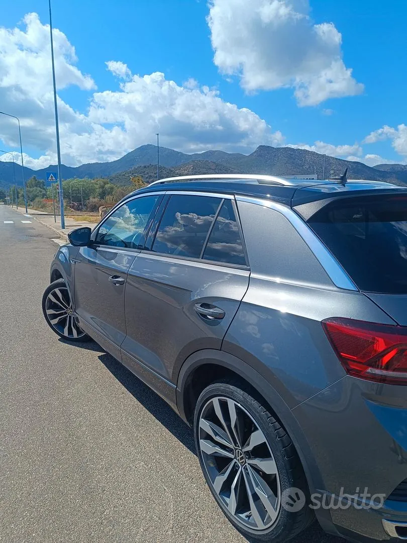 Volkswagen T-Roc 2026 photo 2
