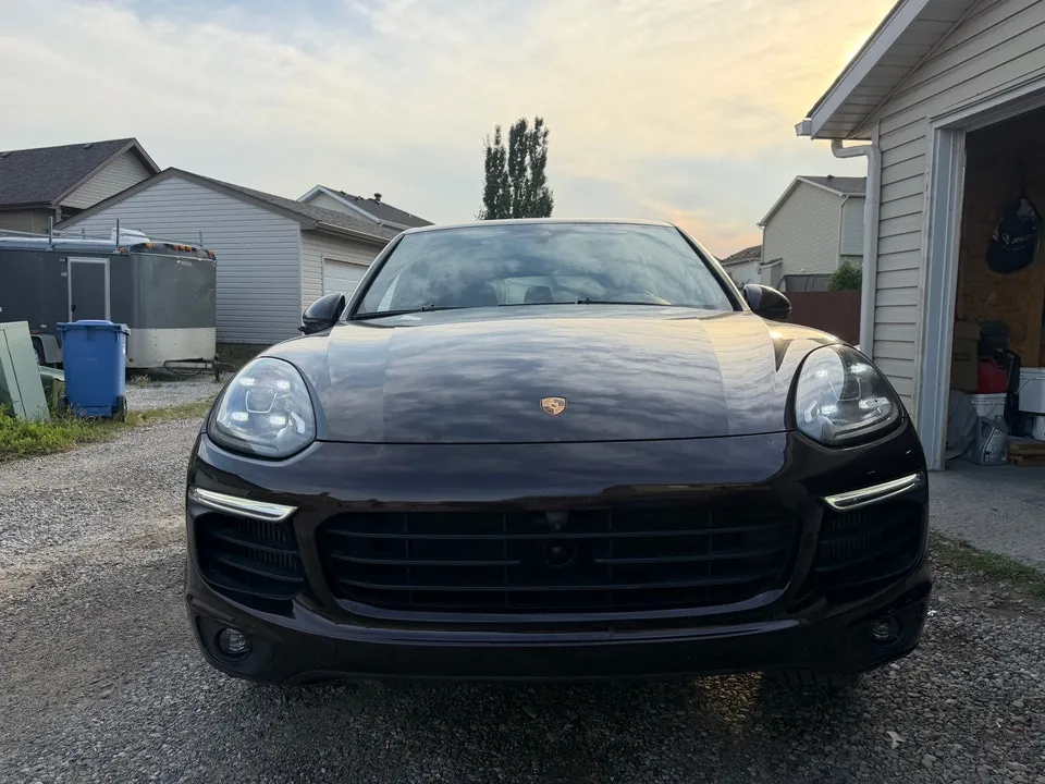Porsche Cayenne 2015 photo 2