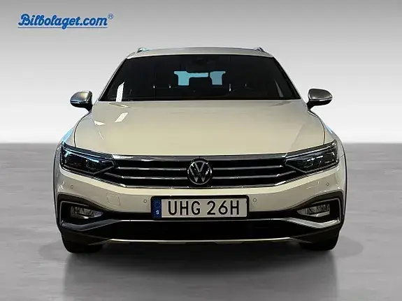 Volkswagen Passat Alltrack 2023 photo 2