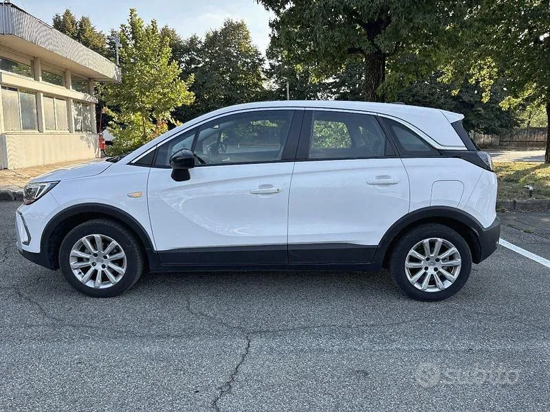 Opel Crossland 2022 photo 2