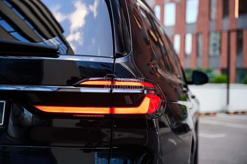 BMW X7 2024 photo 4