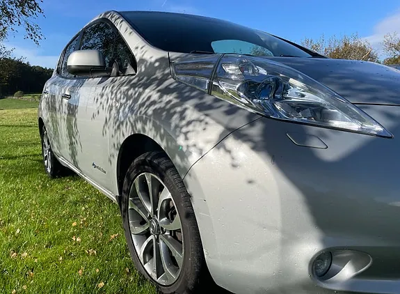 Nissan Leaf 2013 photo 3