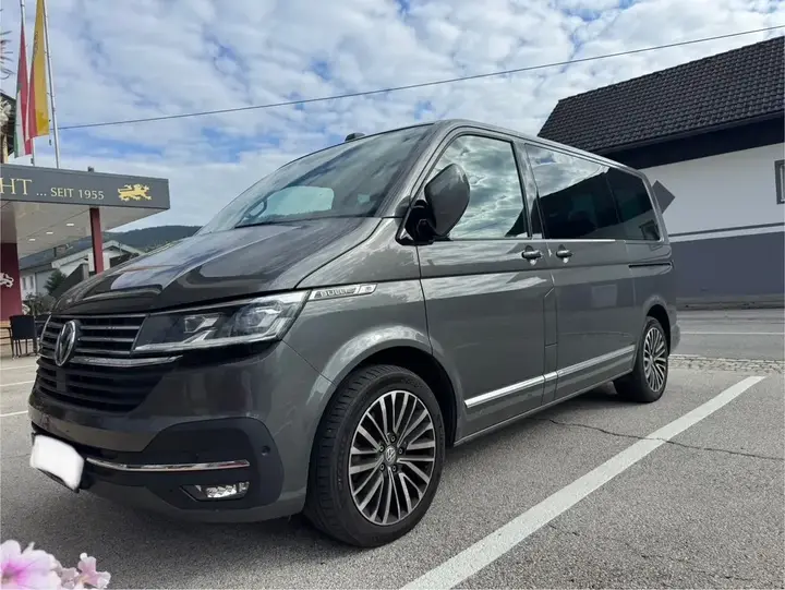 Volkswagen Multivan 2023 photo 2
