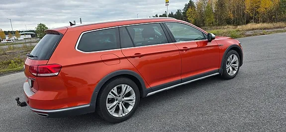 Volkswagen Passat Alltrack 2017 photo 2