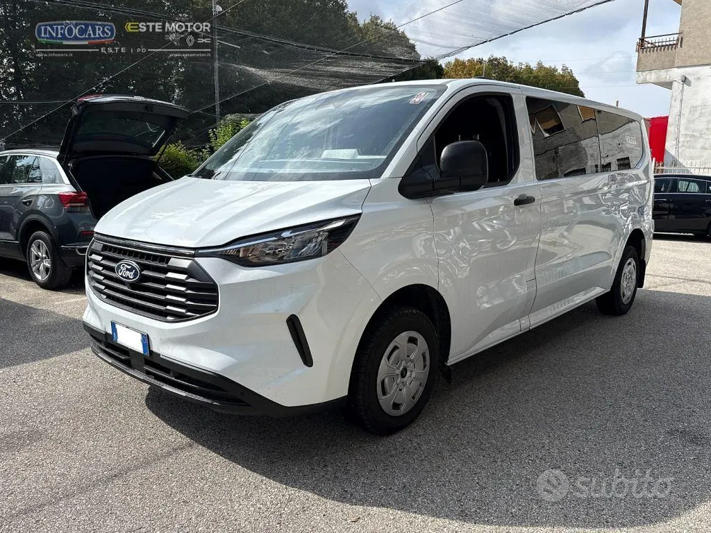 Ford Transit Custom 2024 photo 3