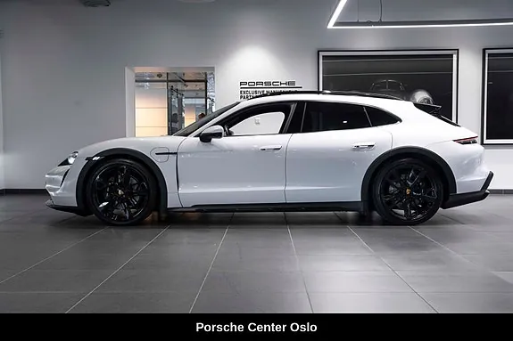 Porsche Taycan 4 2023 photo 2