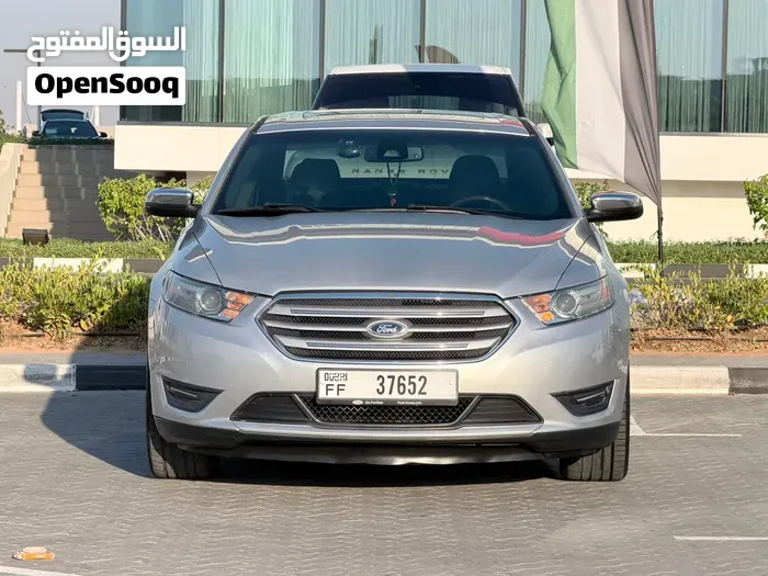 Ford Taurus 2011 photo 5