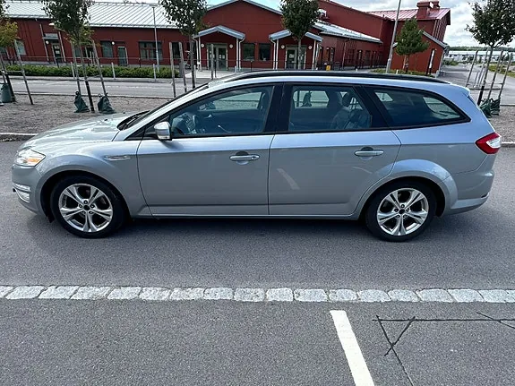 Ford Mondeo 2015 photo 4